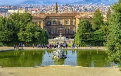 Visit the Boboli Gardens and its fountains